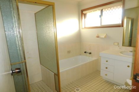 Property photo of 2/7 Chipwood Close Burleigh Waters QLD 4220