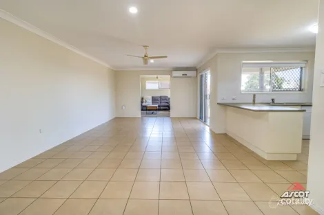 Property photo of 6 Jacaranda Drive Bargara QLD 4670