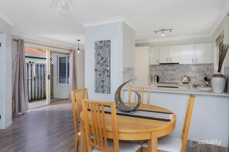 Property photo of 2/175 Government Road Labrador QLD 4215