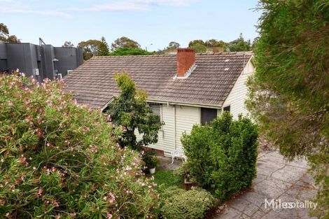 Property photo of 8 Royal Court Ivanhoe VIC 3079