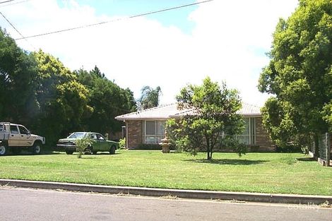 10 Nolan St, Raceview, QLD 4305