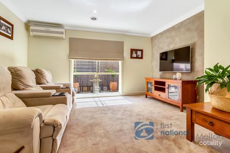 Property photo of 32 Pinnacle Crescent Brookfield VIC 3338