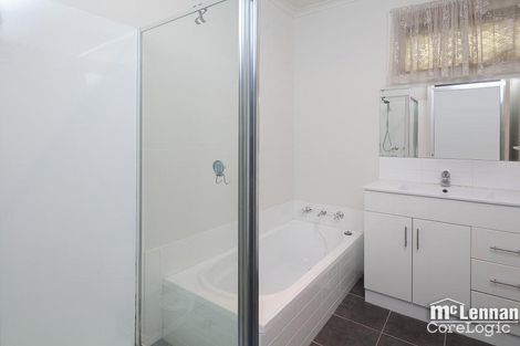 Property photo of 8 Jeffrey Street Dandenong North VIC 3175