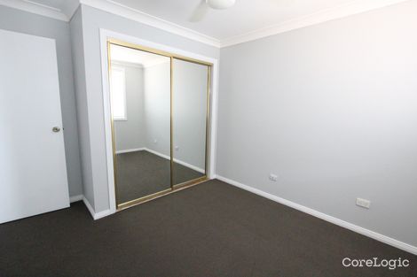 Property photo of 9/17 Third Avenue Macquarie Fields NSW 2564