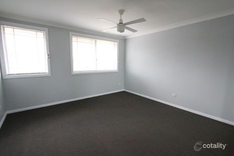 Property photo of 9/17 Third Avenue Macquarie Fields NSW 2564