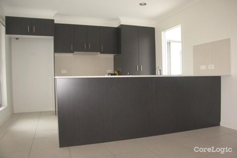 Property photo of 2/77 Dawson Boulevard Rural View QLD 4740