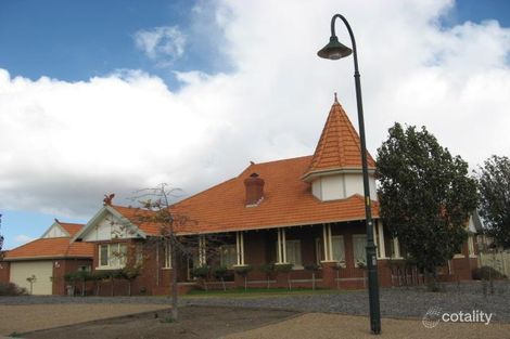 36 Castlewellan Bvd, Hillside, VIC 3037