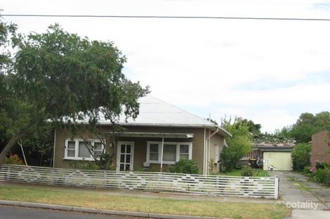 13 Melrose St, Newport, VIC 3015