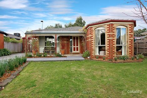 Property photo of 13 Yolanda Court Kilsyth VIC 3137