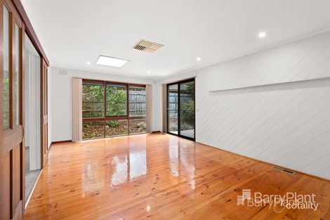 Property photo of 14 Blue Gum Court Greensborough VIC 3088