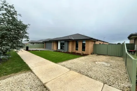 11 Cream Pde, Kilmore, VIC 3764