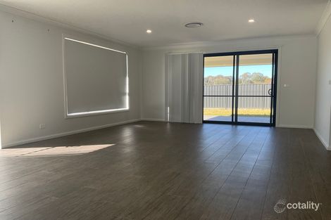 Property photo of 9 Jersey Close Calala NSW 2340