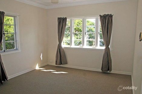 43 Framont Ave, Holland Park, QLD 4121