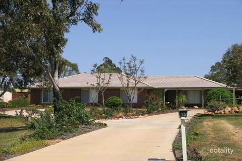 Property photo of 13 Peters Road Meringandan West QLD 4352
