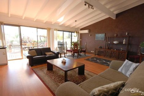 Property photo of 21 Springfield Court Kallaroo WA 6025