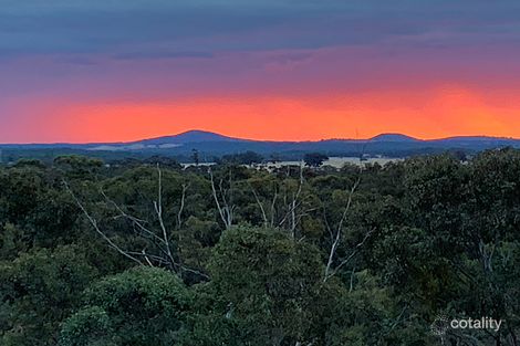 282 Blanket Gully Rd, Campbells Creek, VIC 3451