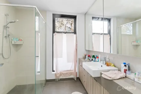 Property photo of 106/2 Ulupna Road Ormond VIC 3204