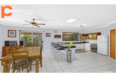 Property photo of 19 Bundilla Parade Berkeley Vale NSW 2261