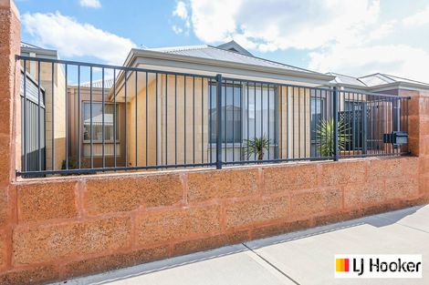 Property photo of 20 Plumosa Crescent Dayton WA 6055