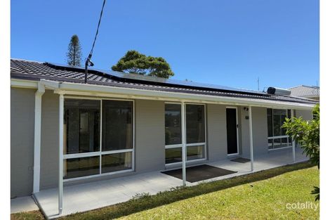 20 Crabbe St, Woolgoolga, NSW 2456