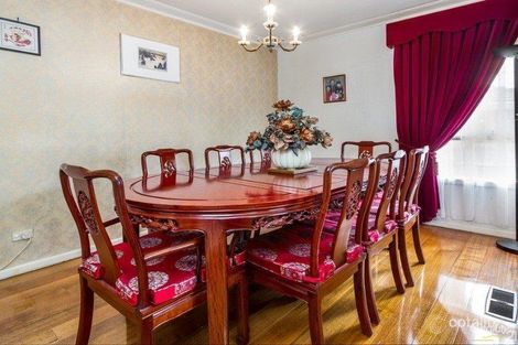 Property photo of 17 The Outlook Glen Waverley VIC 3150
