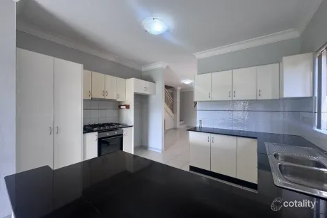 Property photo of 2/69 Rosebery Road Guildford NSW 2161