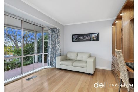 Property photo of 5 Reynolds Court Endeavour Hills VIC 3802