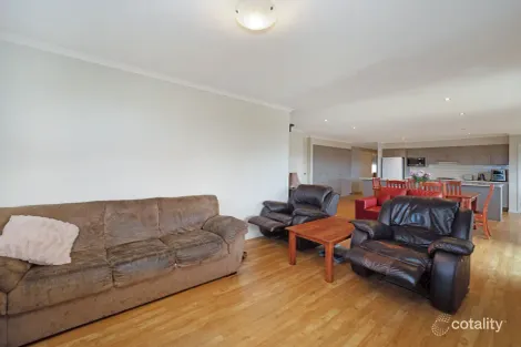 Property photo of 8 Wendy Place Warrnambool VIC 3280