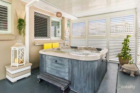 Property photo of 119 Nicklin Way Warana QLD 4575