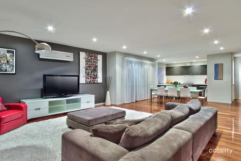 Property photo of 64 Main Avenue Bardon QLD 4065