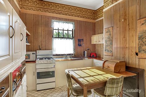 Property photo of 26 Henderson Road Wentworth Falls NSW 2782