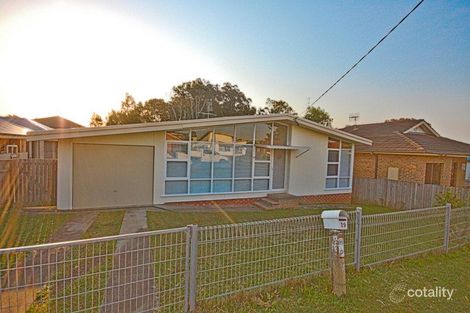 19 Mcgirr Ave, The Entrance, NSW 2261