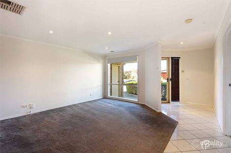 Property photo of 26 Norman Place Narre Warren VIC 3805