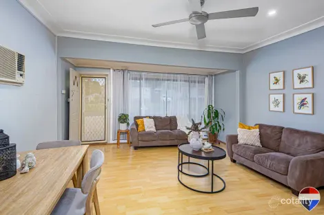 Property photo of 32 Worcester Road Cambridge Park NSW 2747