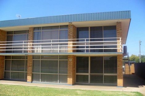 12/204 Wakaden St, Griffith, NSW 2680