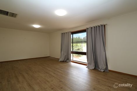 Property photo of 26 Mallory Street Ashmont NSW 2650