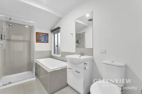 Property photo of 5 Nemo Street Pakenham VIC 3810