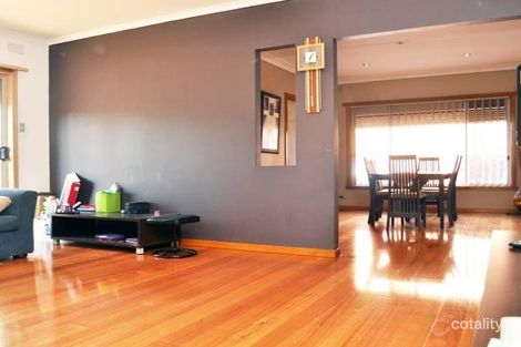 Property photo of 1/46 Ivanhoe Avenue St Albans VIC 3021