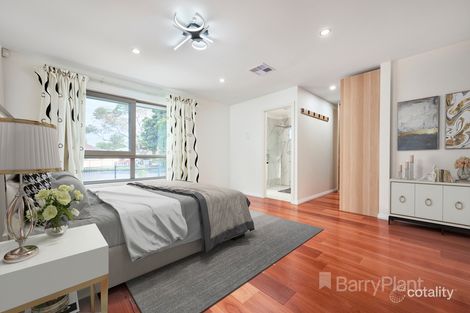 Property photo of 5 Naomi Court Noble Park VIC 3174