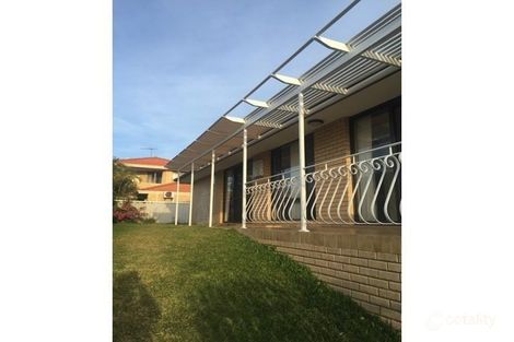 Property photo of 13 Driftwood Road Silver Sands WA 6210