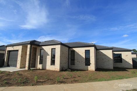 Property photo of 1/21-29 Lakewood Boulevard Melton VIC 3337
