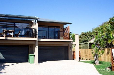 2/10 Walker Ave, Palm Beach, QLD 4221