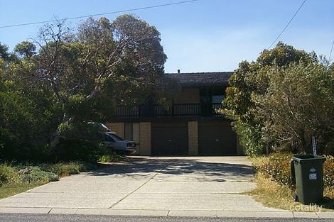 33 Beach Rd, Marmion, WA 6020