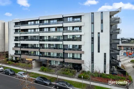 Property photo of 401/13 Foundation Boulevard Burwood East VIC 3151