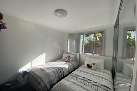 Property photo of 5 Shaw Place Fairfield West NSW 2165