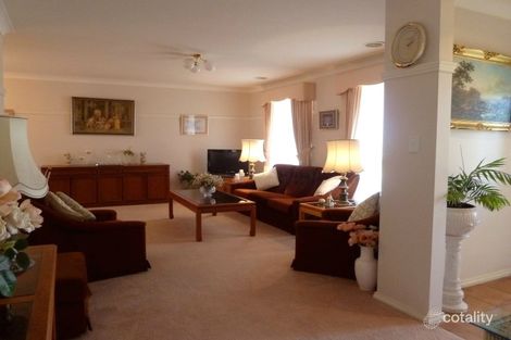Property photo of 3 Gersbach Place Orange NSW 2800