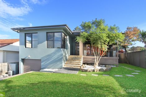 4 Shaftsbury Ave, West Wollongong, NSW 2500