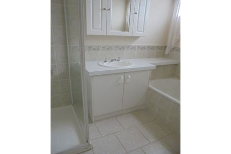 Property photo of 57 Lyrebird Drive Carrum Downs VIC 3201