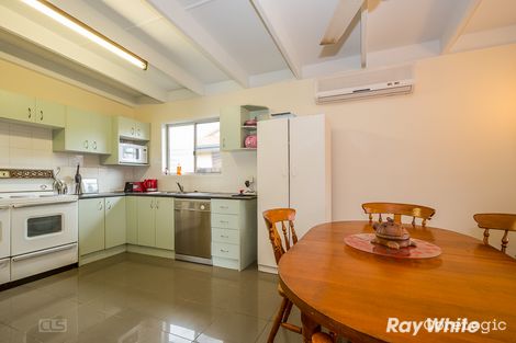 Property photo of 19 Dianthus Avenue Banksia Beach QLD 4507