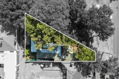 Property photo of 182 Canterbury Road St Kilda West VIC 3182